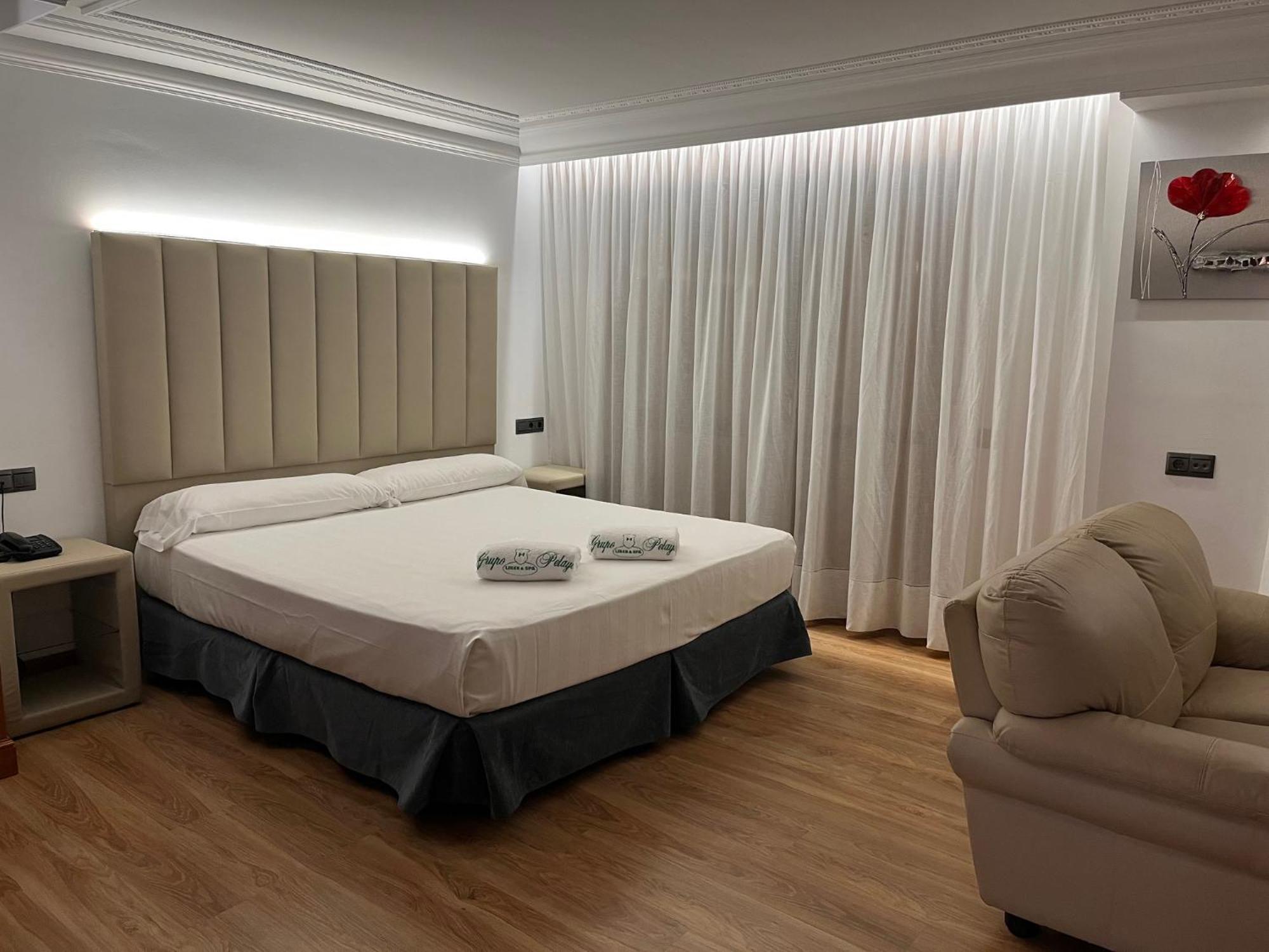 Gran Hotel Liber & Spa Playa Golf Noja Exteriér fotografie