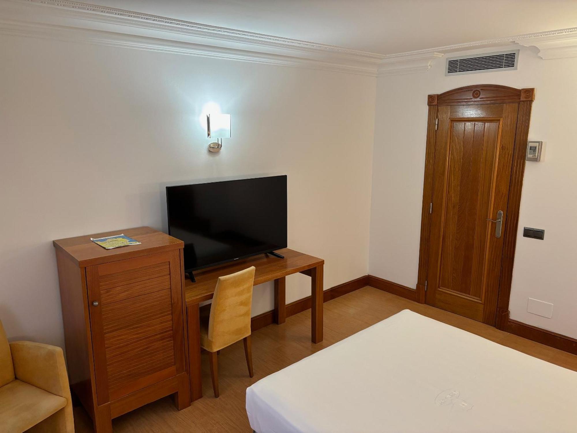 Gran Hotel Liber & Spa Playa Golf Noja Exteriér fotografie