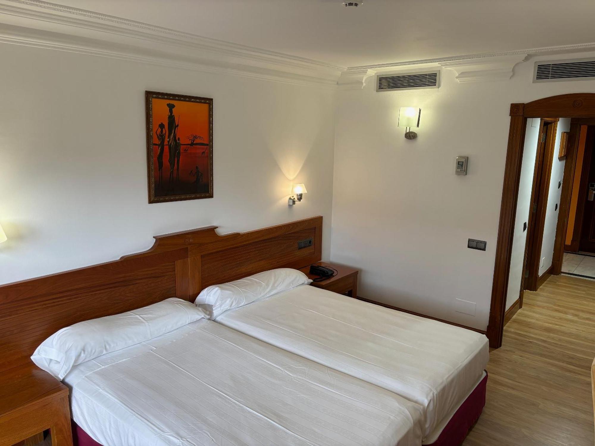 Gran Hotel Liber & Spa Playa Golf Noja Exteriér fotografie