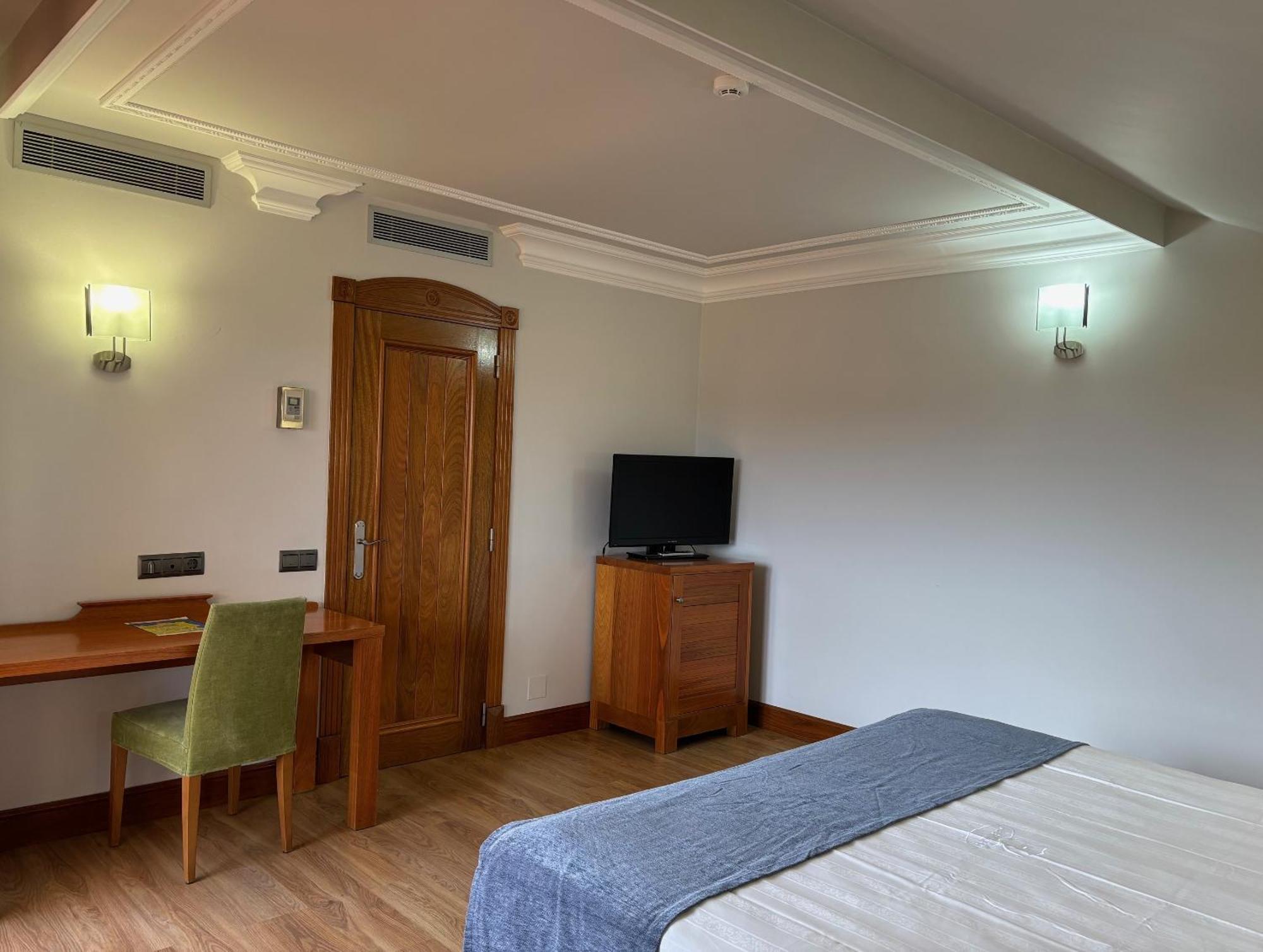 Gran Hotel Liber & Spa Playa Golf Noja Exteriér fotografie